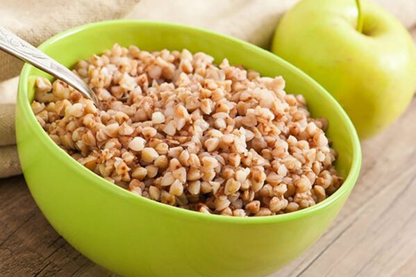 ایک غذا پر buckwheat دلیہ